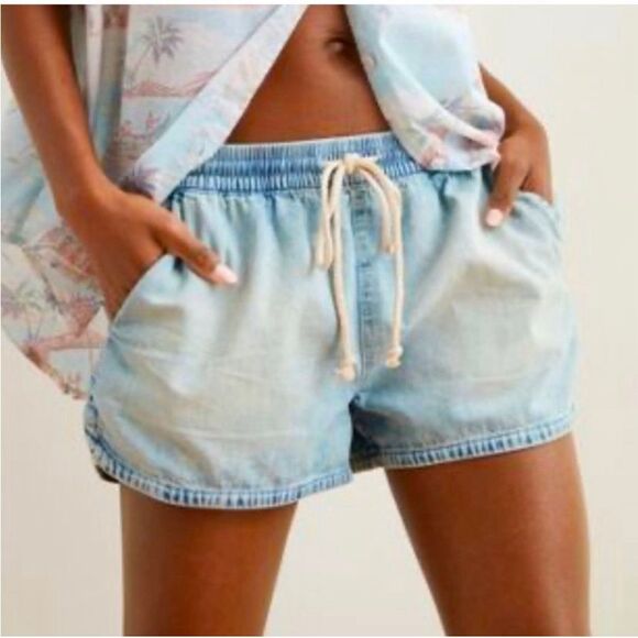 Aerie Chambray Shorts Dolphin Hem Elastic Waist Drawstring Cotton Blue Large - Picture 1 of 8